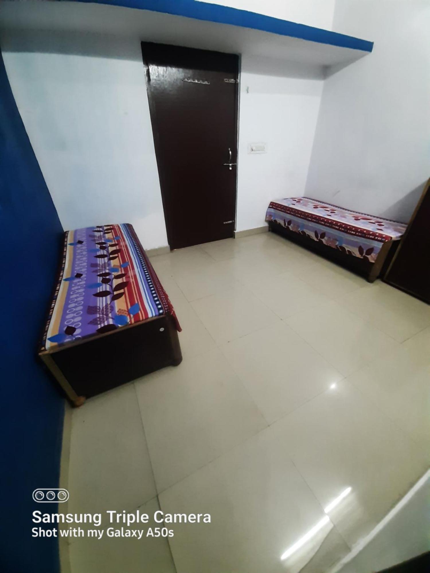 Gokul Pg * Gorakhpur